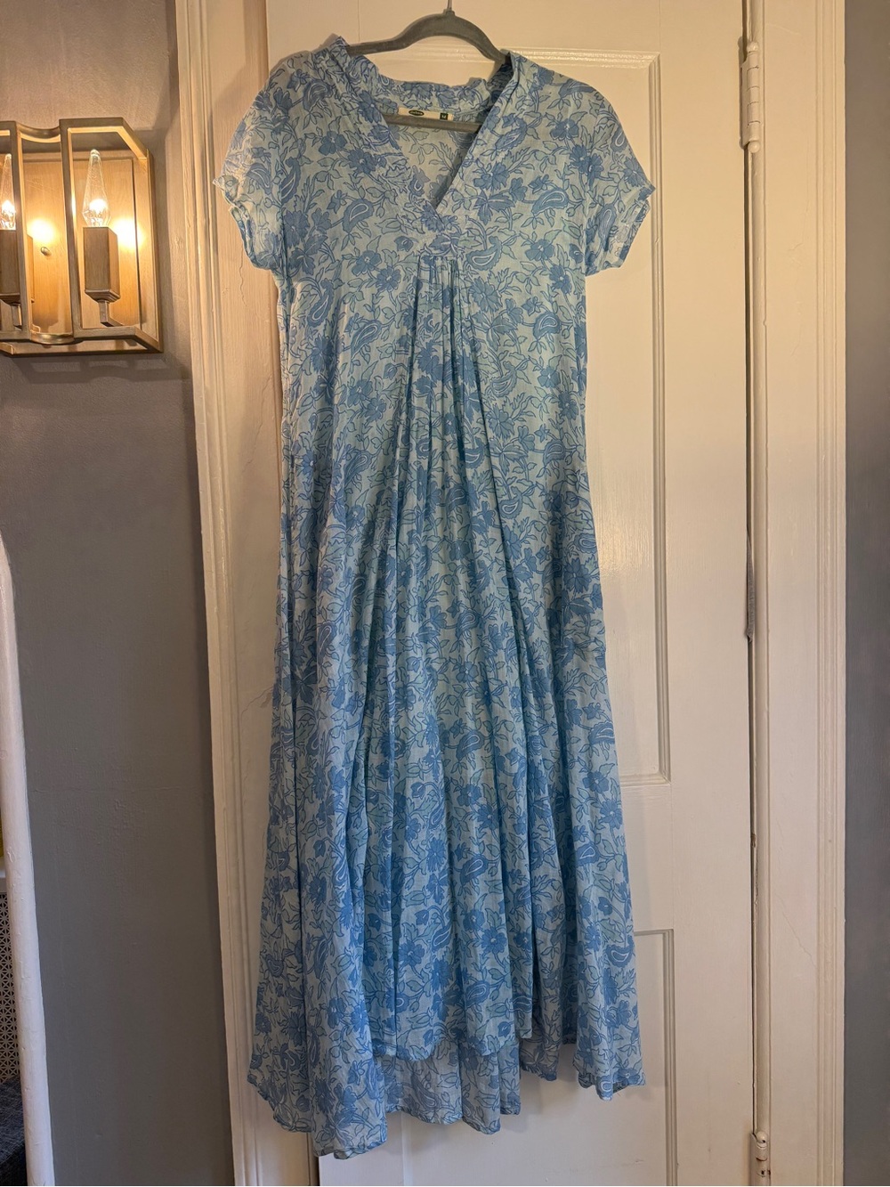 Blue Floral V-Neck Maxi Dress with Cap Sleeves